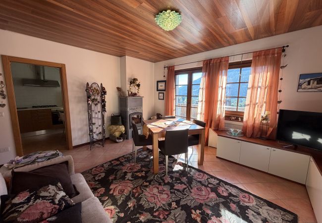 Appartamento a Giustino - 033 Trilocale Bellavista, Giustino
