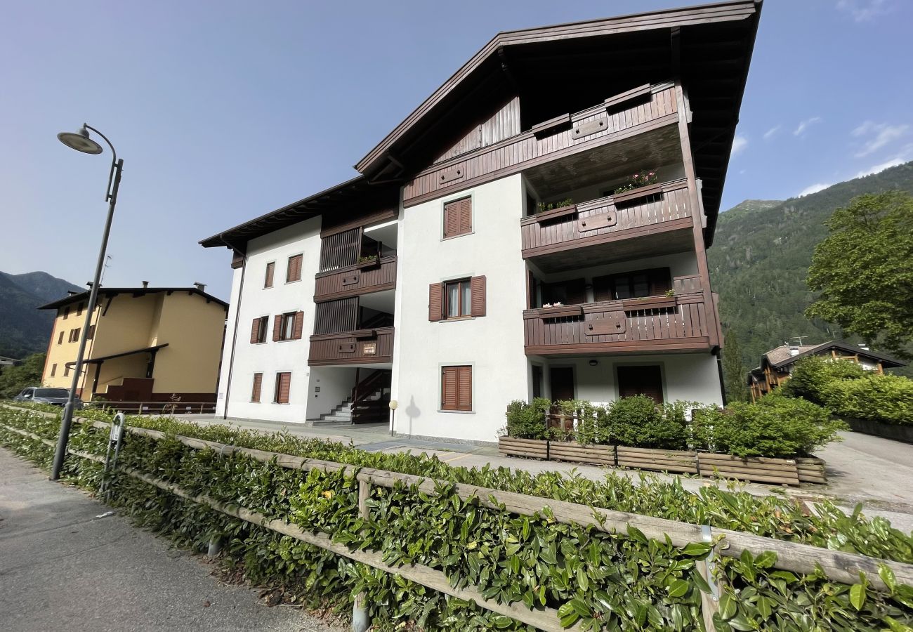 Appartamento a Giustino - 008 Trilocale mansardato, Giustino