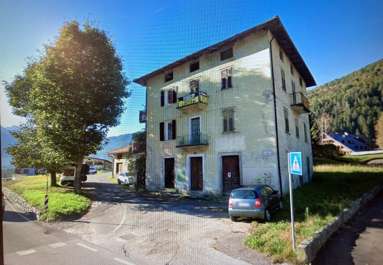 Appartamento a Iavrè - 001 Porzione di Casa, Porte di Rendena