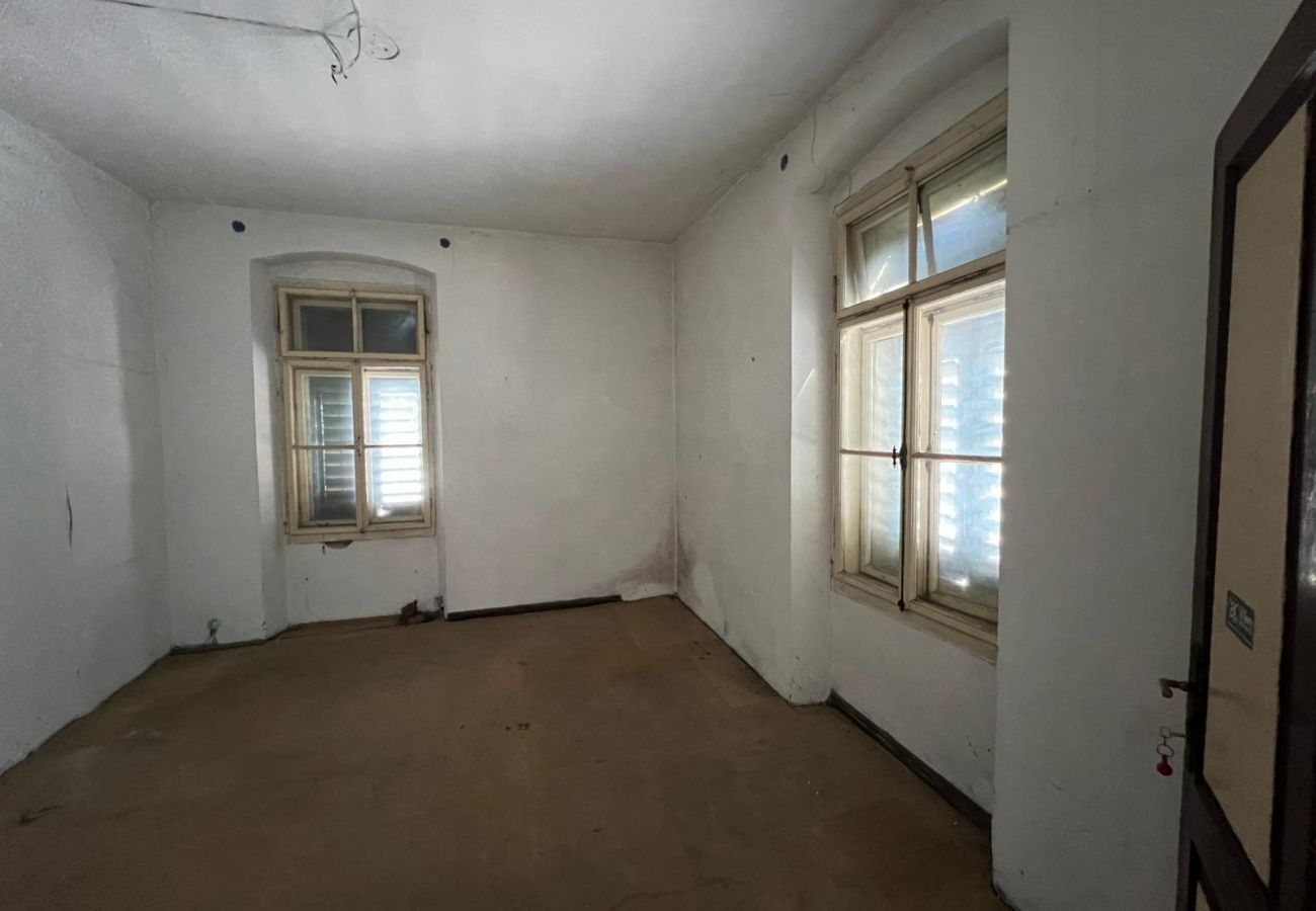 Appartamento a Iavrè - 001 Porzione di Casa, Porte di Rendena