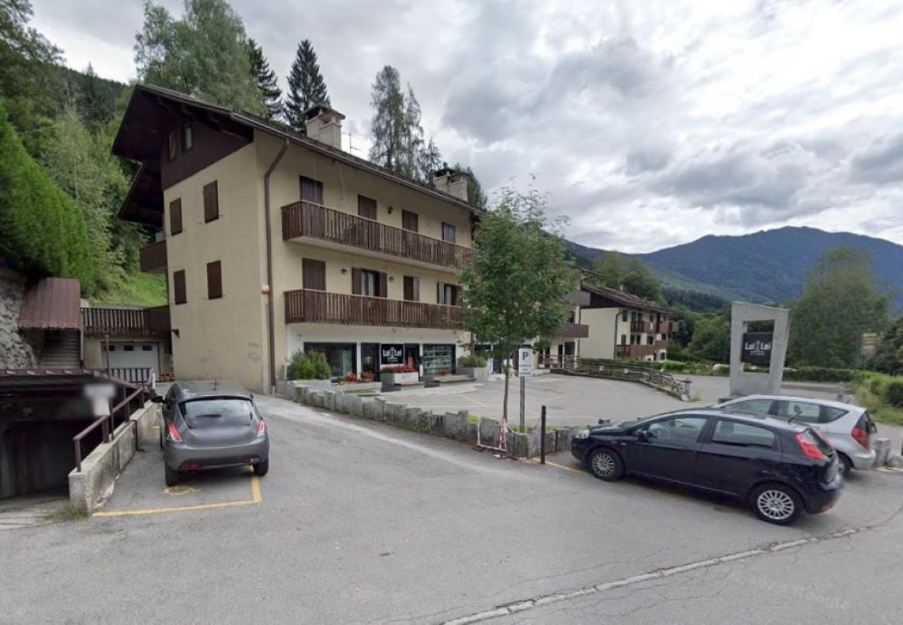 Appartamento a Pinzolo - 002 Trilocale Mansardato, Pinzolo