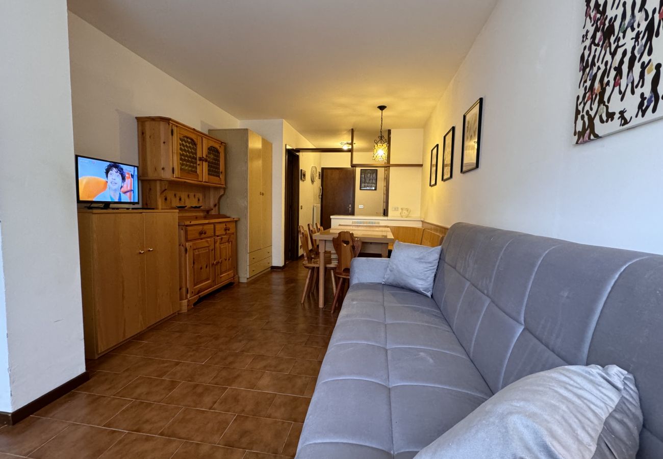 Appartamento a Giustino - 016 Bilocale piano terra con patio, Giustino