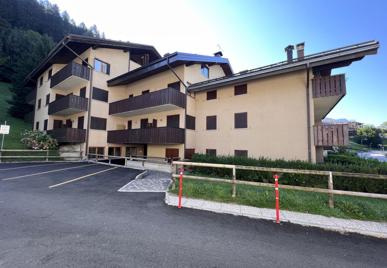 Appartamento a Giustino - 016 Bilocale piano terra con patio, Giustino